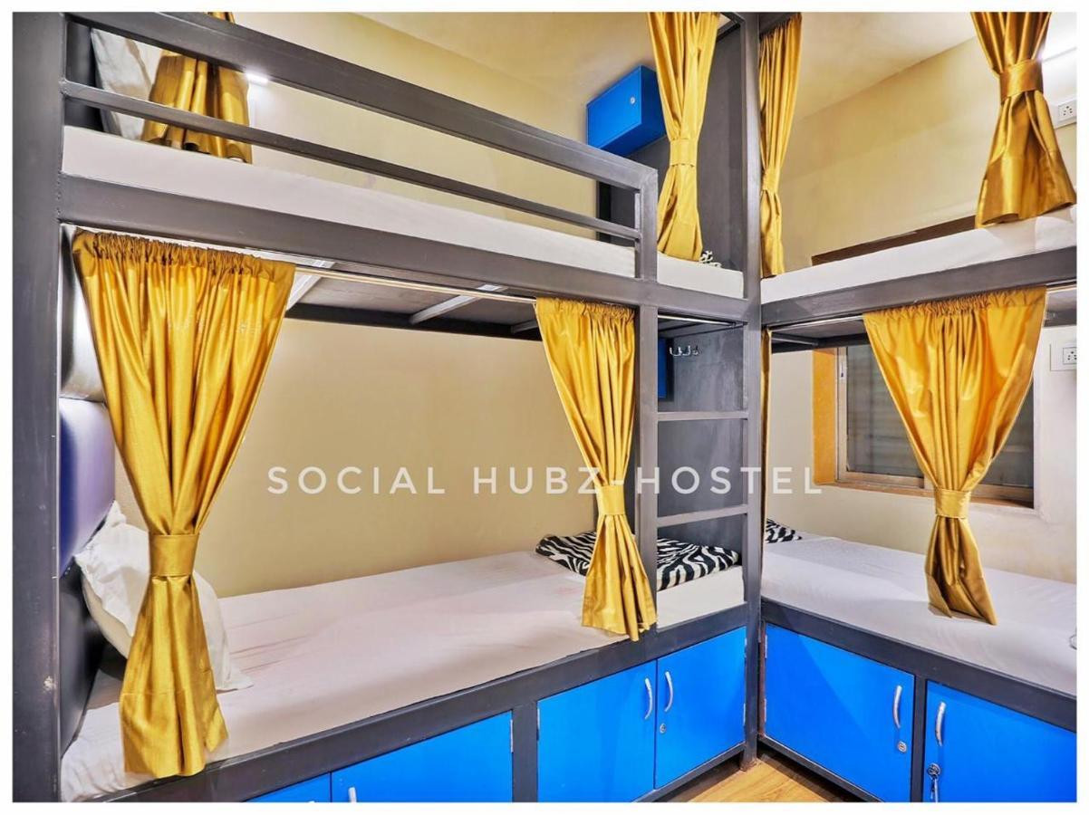 Social Hubz Hostel Мумбай Екстериор снимка